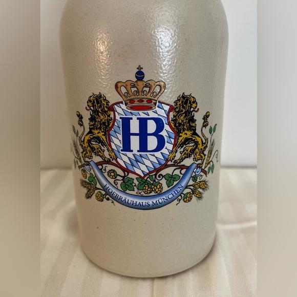 Vintage Hofbrauhaus Munchen German Beer Bottle MKM HB Stoneware w/Porcelain Cap - Picture 2 of 15